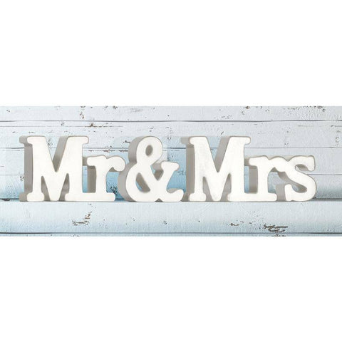 OAKTREE Wooden Mr and Mrs - Lilly Grace Crafts