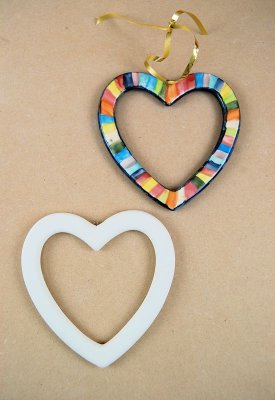 Country Love Crafts Hollow Hanging Heart with Wire Box Quantity 12 - CLMC402 - Lilly Grace Crafts