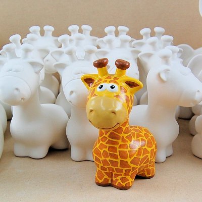 Country Love Crafts Party Time Giraffe Box Quantity 12 - CLMC231 - Lilly Grace Crafts